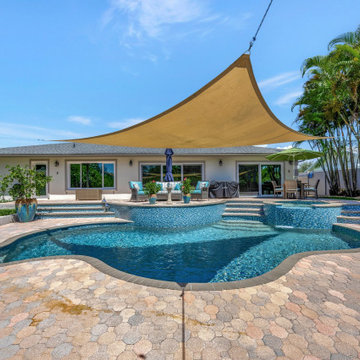 Canal Home