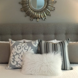 Accessories - Decorative Pillows