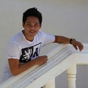Yuge Tabon's photo