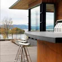 Outdoor Bar