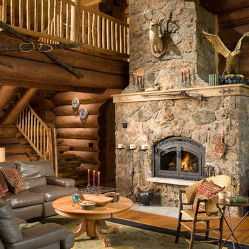 Handcrafted Full-Scribe Log Home - Great Room