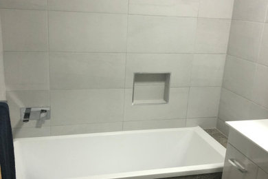 キャンベラにあるコンテンポラリースタイルのおしゃれな浴室の写真
