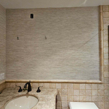 Wallpaper installation Bathroom in Dallas