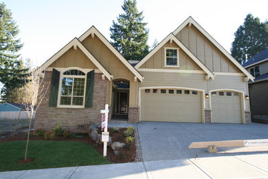 Craftsman exterior home idea in Portland