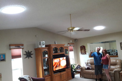 A brighter Family room in Palm Harbor with 2-290DS Solatube (before and after)