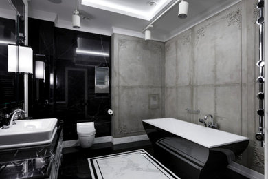 Black/Concrete bath design
