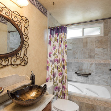 Lakeside Secondary Bathroom Remodel by Remodel Works