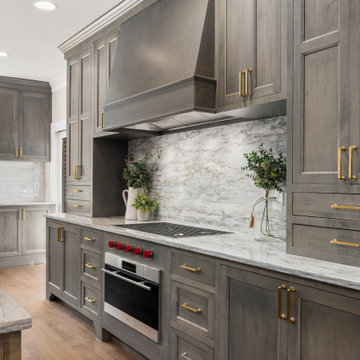 Stunning Chef's Kitchen
