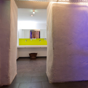 Gäste WC  für den Clubbereich des Factory Hotels