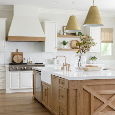 Example of a beach style kitchen design in Orange County