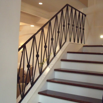 Interior stair rail