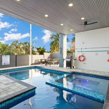 Short Term Rental with Pool in Treasure Island
