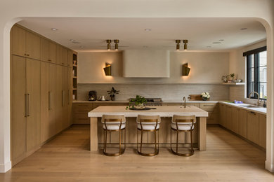 Trendy kitchen photo in Los Angeles