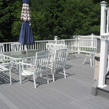 Spacious multi-level deck to pool