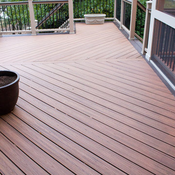 Deck, Screened Porch and Patio in Ashburn, VA