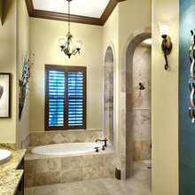 wallpaper/drapes