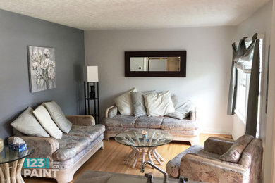 Living room - living room idea in Toronto