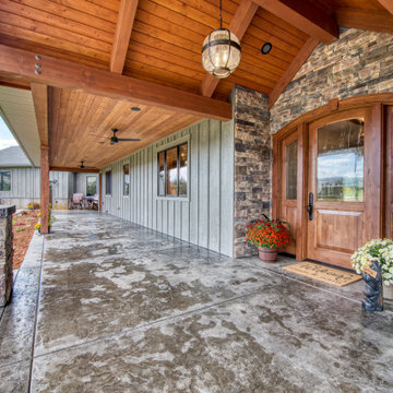 Lone Pine Lodge