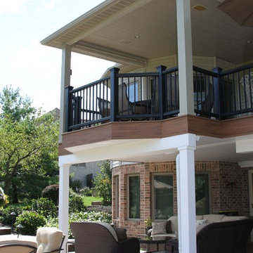 Medina - Deck/Screened Walkout