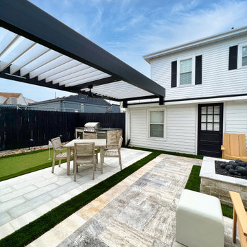 Pergola in Kentucky: Entertainment Oasis for Midwestern Residential Courtyards