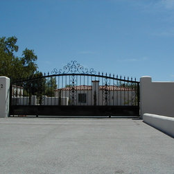 Auto Court Gates - Home Fencing And Gates