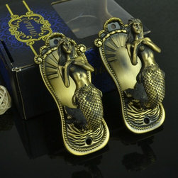 QYN12 Mermaid Zinc Alloy Curtain Tieback Holdbacks in Green bronze Color - Window Treatment Accessories