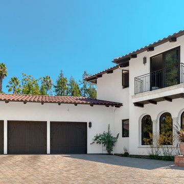 Mediterranean Style Garage