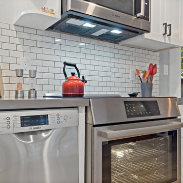 Laguna Niguel Kitchen with Bosch Appliances, Sleek Quartz Countertops & Timeless