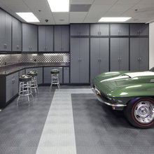 Garage/Mancave