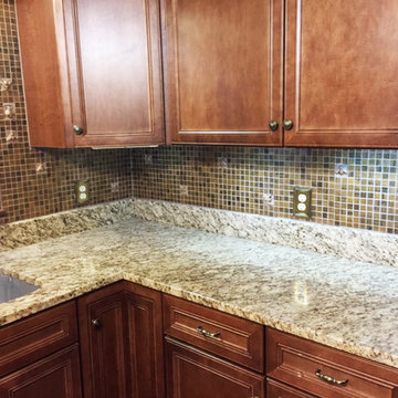 Eden Mosaic Tile Installations: Medium Square Antique Copper Mosaic Tile