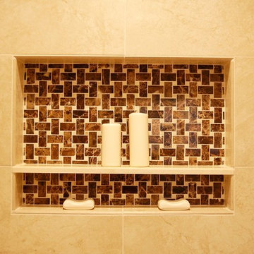 Outdated Bathroom gets Chic Makeover