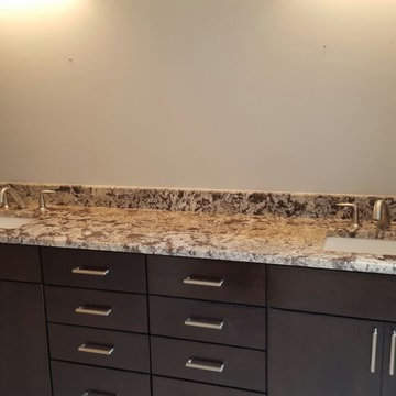 Bianco Antico Vanity