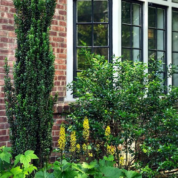 Stately-Brick-Palladian-Garden