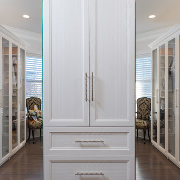 Transitional Walk-In Closet With Center Island Dresser