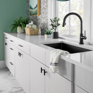 Chelsea Linen European-style Cabinets