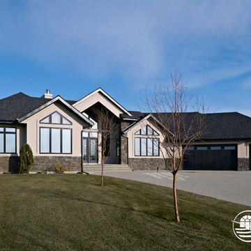 Acreage Bungalow