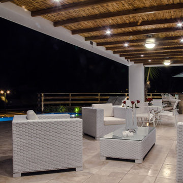 Capaes Beach House