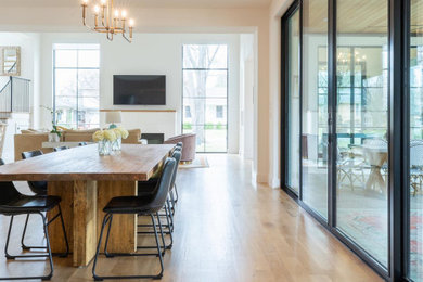 Home design - contemporary home design idea in Dallas