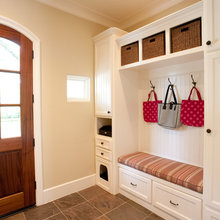 DCL foyer & mudroom to
