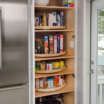 Bari Custom Cabinetry: Back Painted Glass Cabinets