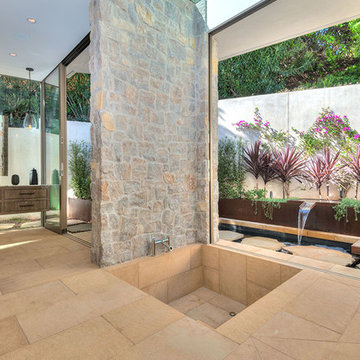 Swallow Dr. Project: Minimalist contemporary exterior