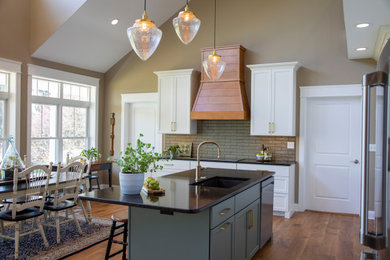 Kitchen - kitchen idea in Other