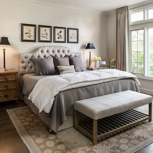 75 Most Popular Traditional Light Wood Floor Bedroom Design Ideas for ...