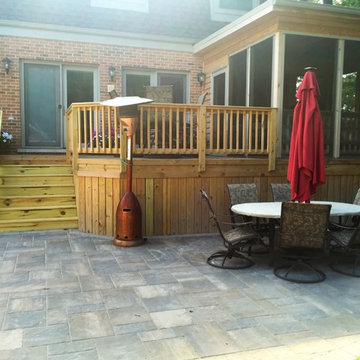 Screened Porch and Deck Combination in Evergreen Park, IL
