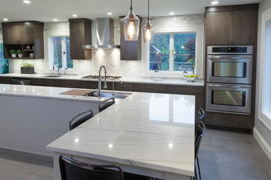 Transitional kitchen photo in Cleveland