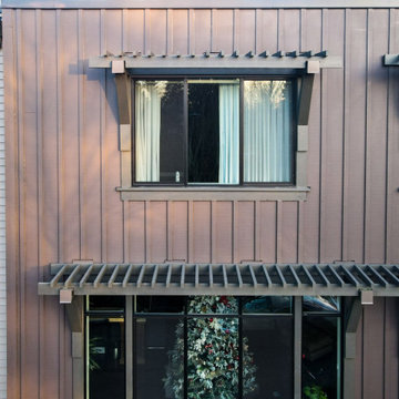 Chic Wooden Townhome Siding | Kirkland, WA