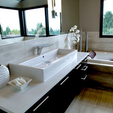 cool bathroom colors for 1/4 bath
