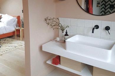 Photo of a small contemporary master bathroom in London.