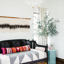 Guest Room With Daybed
