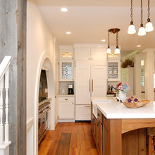 KITCHEN: LEADED GLASS
